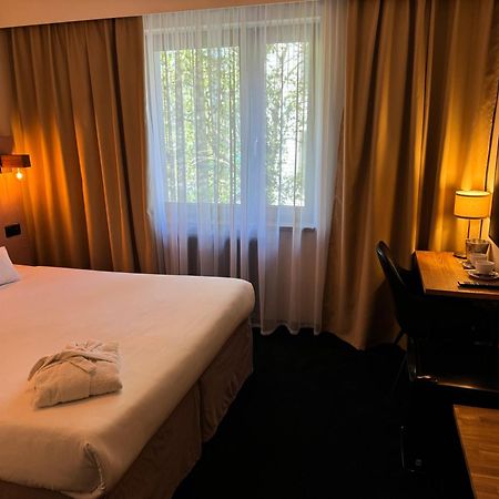 Amber Blue Wellness & Spa (Adults Only) 卡尔维亚 外观 照片